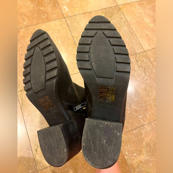 Aldo | black ankle boots | 8M - Picture 2 of 4